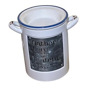 Scentsy Gather Here with Grateful Hearts Electric Wax Warmer Farmhouse White